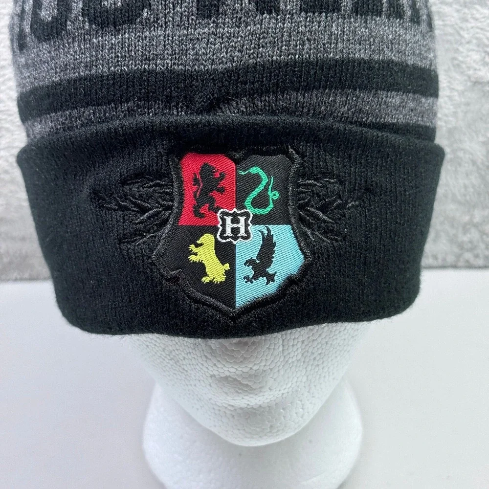 Harry Potter Beanie Hat Cap Boys One Size Black Gray Hogwarts TV Movie Youth